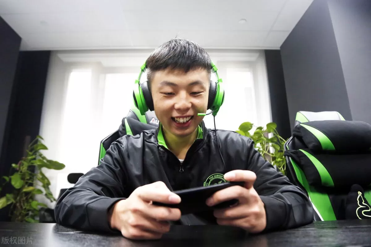 lol和王者荣耀的区别,lol和王者荣耀区别介绍
