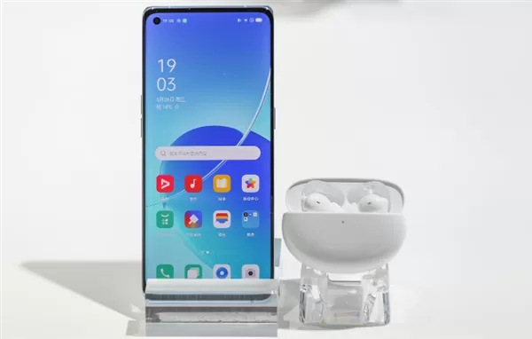 高颜值OPPO Reno6 Pro+ 6月5日上市发售:12GB+256GB版售价4499元