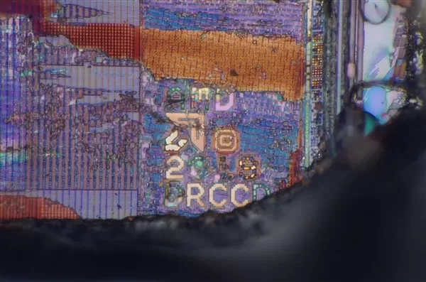 AMD锐龙5 5600X开盖:大量珍贵画面展示