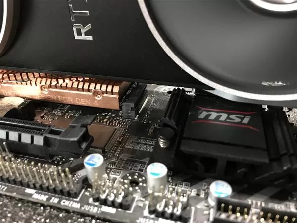 B350主板顺利解锁PCIe 4.0:性能你想不到