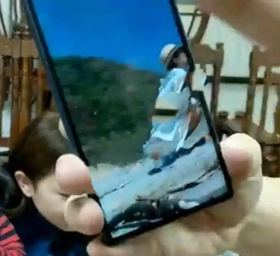 索尼Xperia XA3被爆:带鱼屏