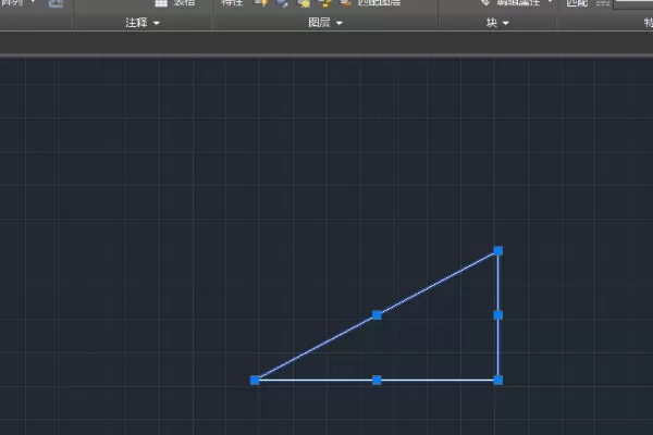 autocad 2007如何旋转图形?autocad 2007旋转图形的方法
