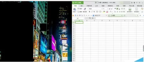 win10电脑分屏快捷键是什么?win10电脑分屏快捷键操作步骤