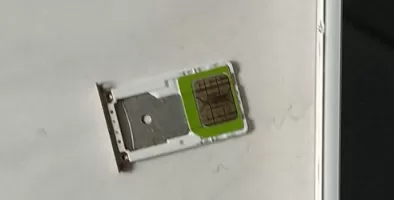红米k30s怎么装卡 红米k30s装SIM卡的方法