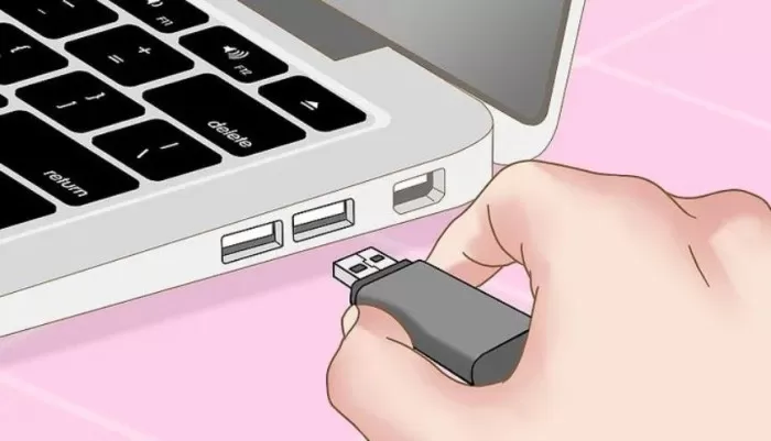 电脑怎么重装系统?手把手教你在线重装系统,简单三招搞定!