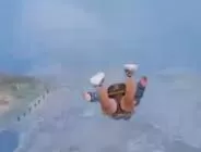 和平精英跳伞的相关操作技巧