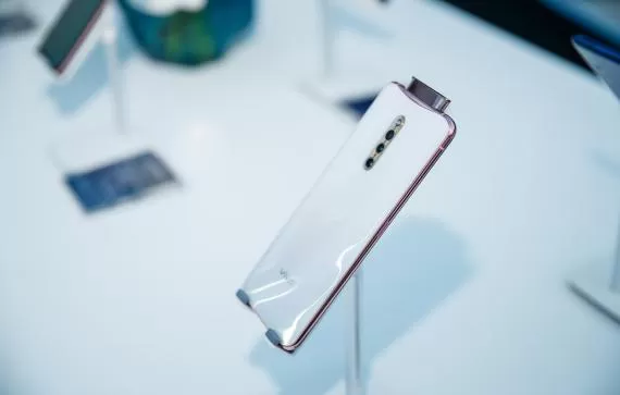 vivox27pro设置升降摄像头的具体操作方法