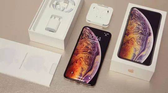 iPhoneXs Max中添加紧急联络人的具体操作方法