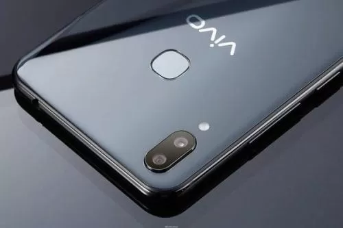 vivoz3i中设置摄像头权限的具体操作方法