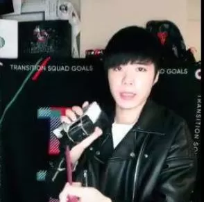 抖音APP拍出手机悬空效果的操作过程