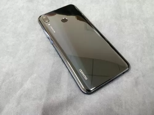 华为畅享9plus设置锁屏样式的具体步骤介绍