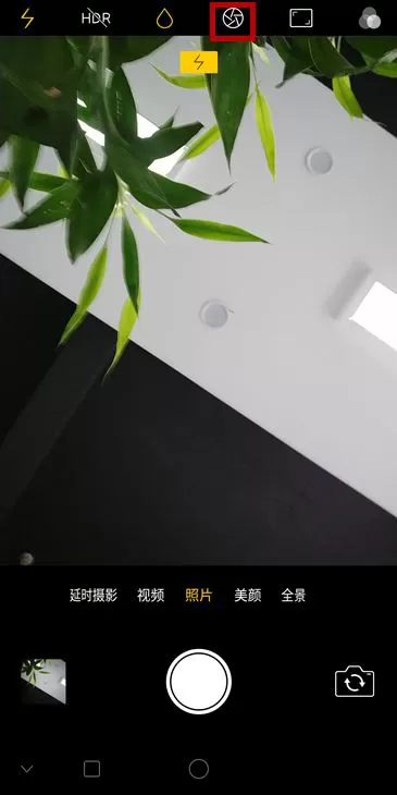 oppor17中使用手势拍照的具体操作流程
