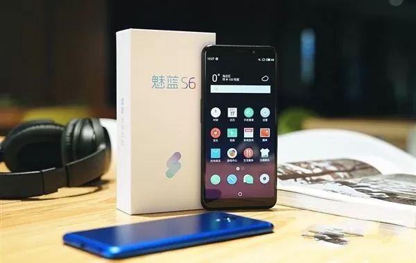 魅蓝S6安装SIM卡的详细操作