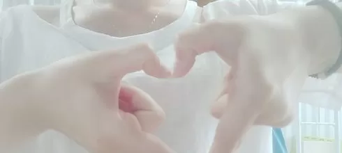 抖音APP拍出爱心手指舞视频的具体操作