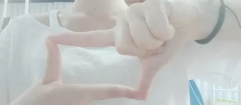 抖音APP拍出爱心手指舞视频的具体操作