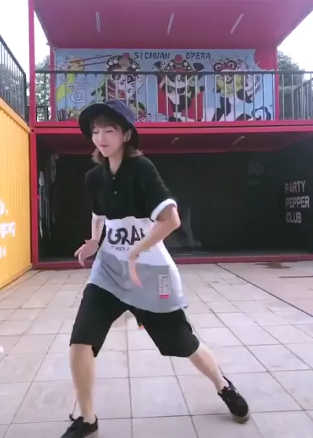 抖音APP拍摄散步舞的详细操作