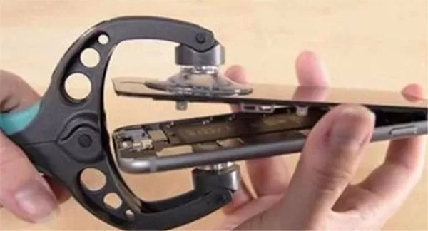 iphone7更换电池的操作过程