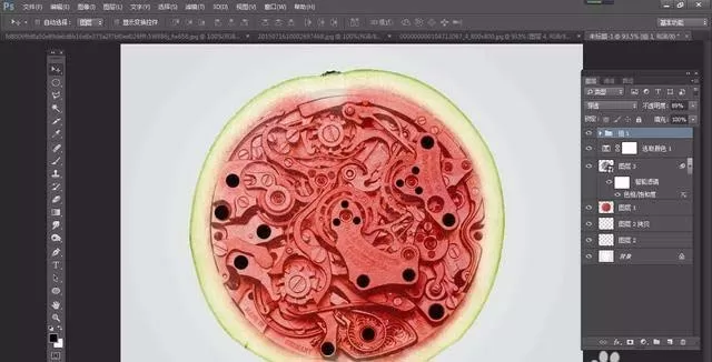 ps将西瓜和机械图合成到一起的具体操作方法