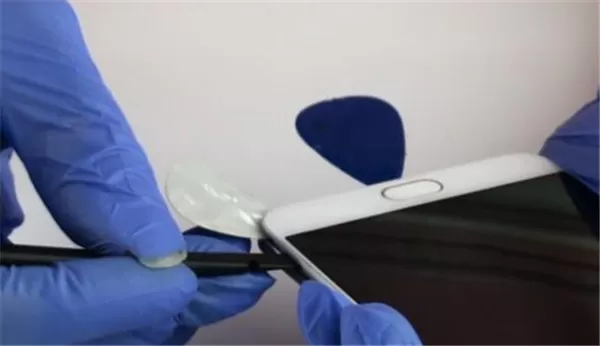 oppo手机更换电池的具体操作流程