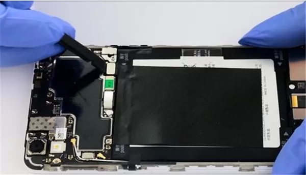 oppo手机更换电池的具体操作流程