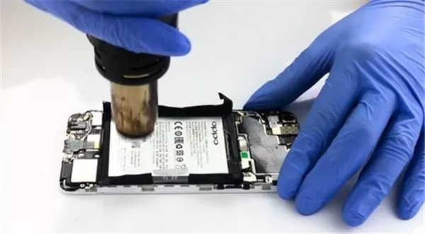 oppo手机更换电池的具体操作流程