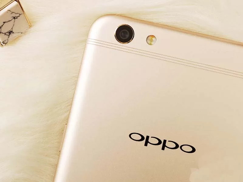 oppo r9plus播放视频时进行分屏的操作步骤