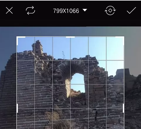 在手机PicsArt中启用剪辑功能的操作方法