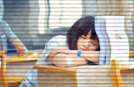 利用photoshop制作出电视线效果的操作步骤
