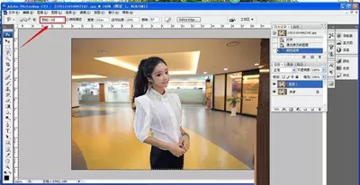 怎么在photoshop中虚化人物背景 ?photoshop虚化人物背景的方法
