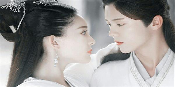 和明星聊天恋爱手游