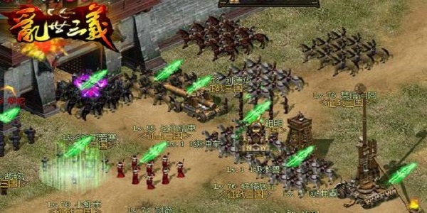 能驾驶战车作战的三国游戏